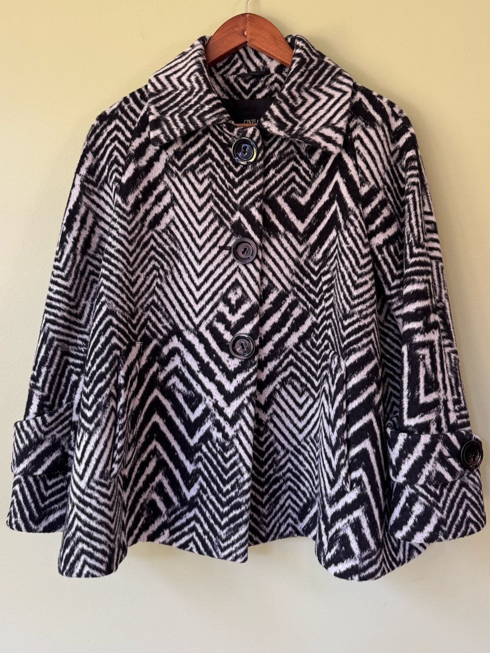 Cinzia Rocca NWOT Wool Angora Zig Zag Chevron A-Line Swing Black White Jacket